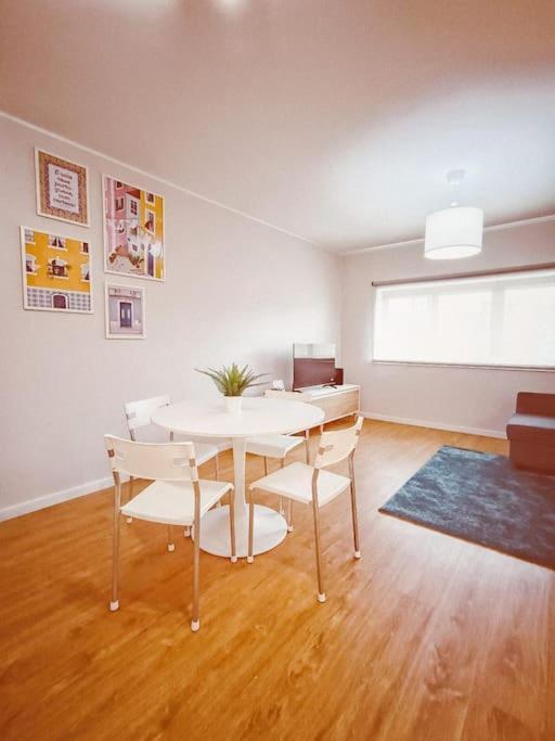 Alameda Apartments Трофа Екстер'єр фото